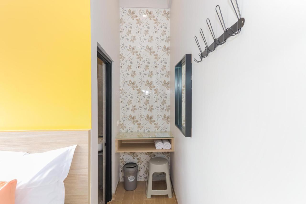 Sans Hotel Clover Ace Surabaya By Reddoorz Luaran gambar